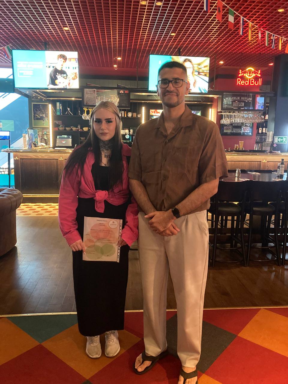 photo_5789472485031398331_y.jpg